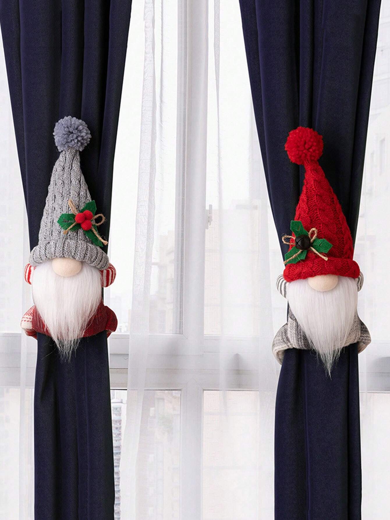1pc Faceless Christmas Elderly Curtain Buckle – Cute Holiday Curtain Holder for Living Room, Bedroom, and Home Décor. Perfect for Christmas Window Decorations, Winter Festivals, Office, and Party-Themed Decorations.